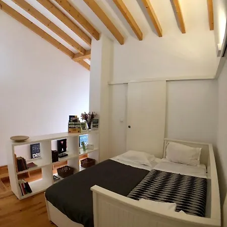 With Pool 度假居 阿尔库什迪瓦尔德维什