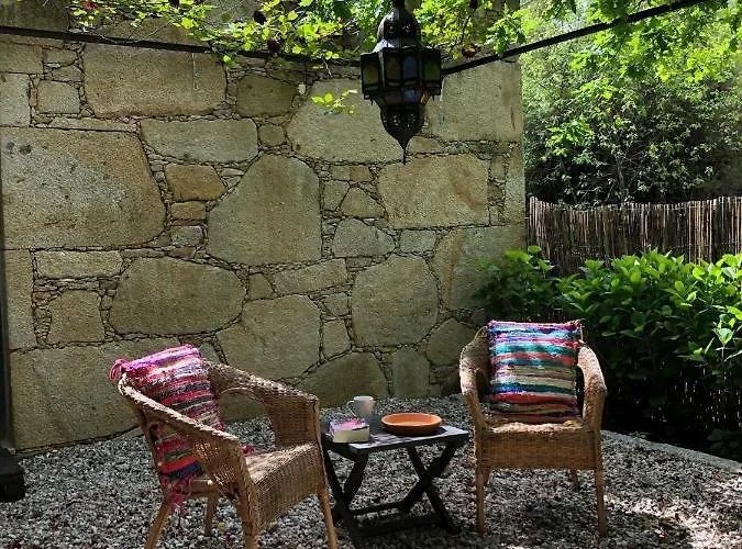 With Pool * 아르코스 데 발데베즈