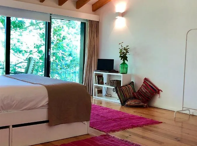 With Pool * 아르코스 데 발데베즈