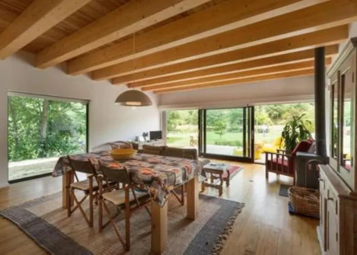 With Pool * Arcos de Valdevez